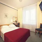 Hotel Rixwell Viru Square 3*