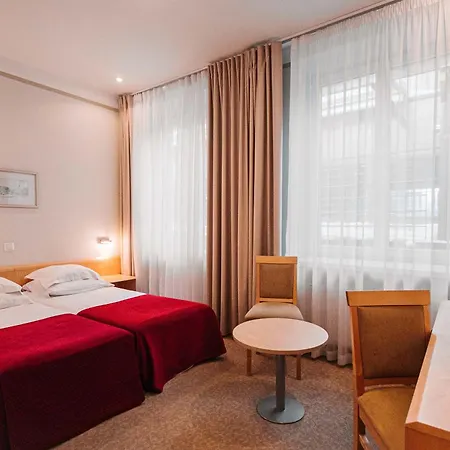 Rixwell Viru Square 3*