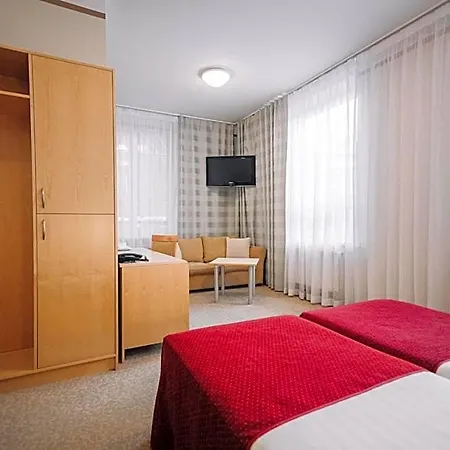 Rixwell Viru Square 3*