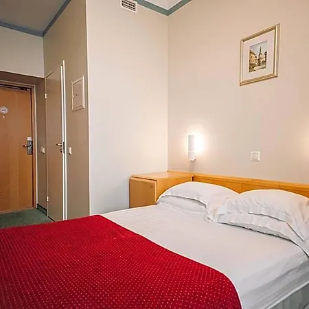 Rixwell Viru Square 3* Tallinn