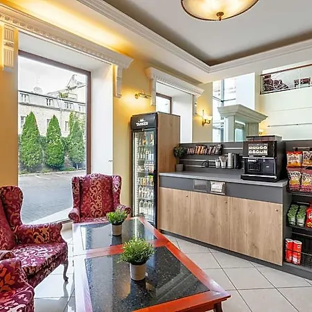 Hotel Rixwell Viru Square 3*