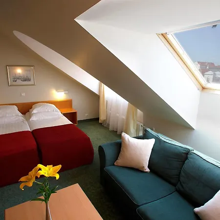 Rixwell Viru Square Hotell 3*