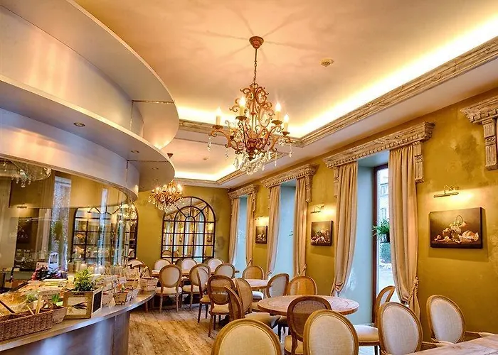 Hotel Rixwell Viru Square 3*