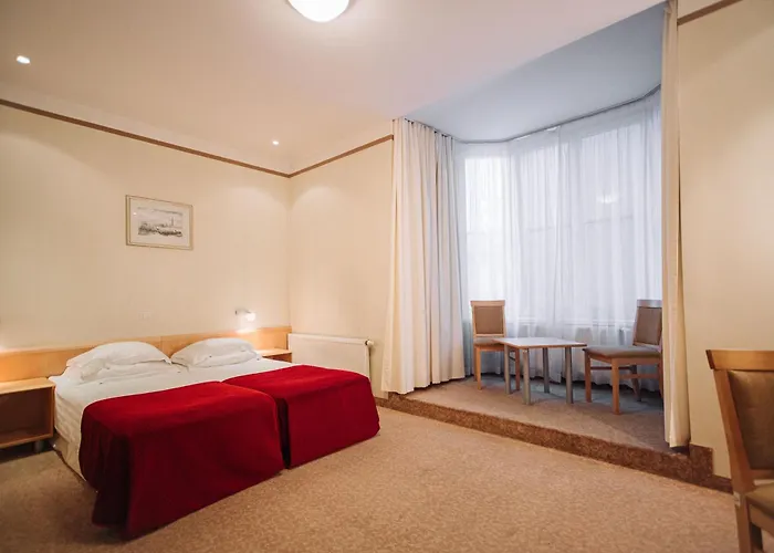 Rixwell Viru Square Hotell 3*