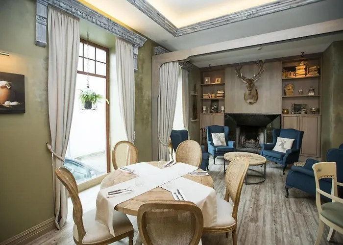 Hotel Rixwell Viru Square 3*