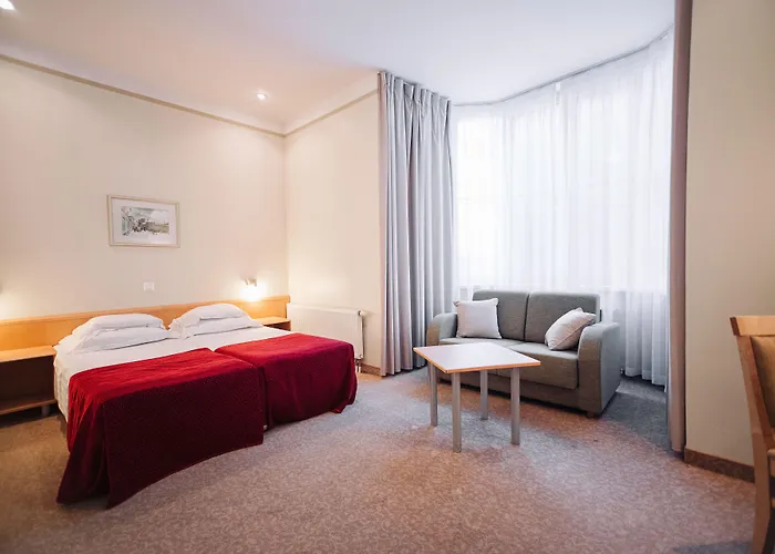 Rixwell Viru Square 3*