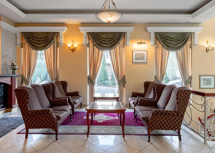 Rixwell Viru Square 3* Таллин