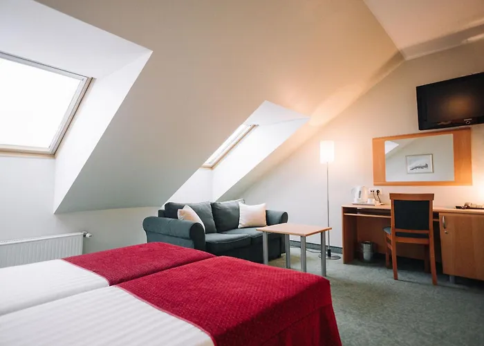 Rixwell Viru Square 3* Таллин