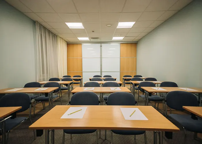 Отель Rixwell Viru Square Таллин