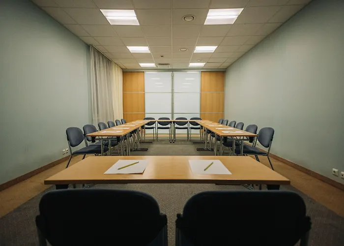 Отель Rixwell Viru Square Таллин