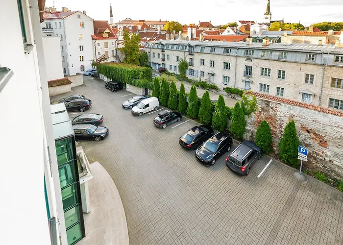 Отель Rixwell Viru Square